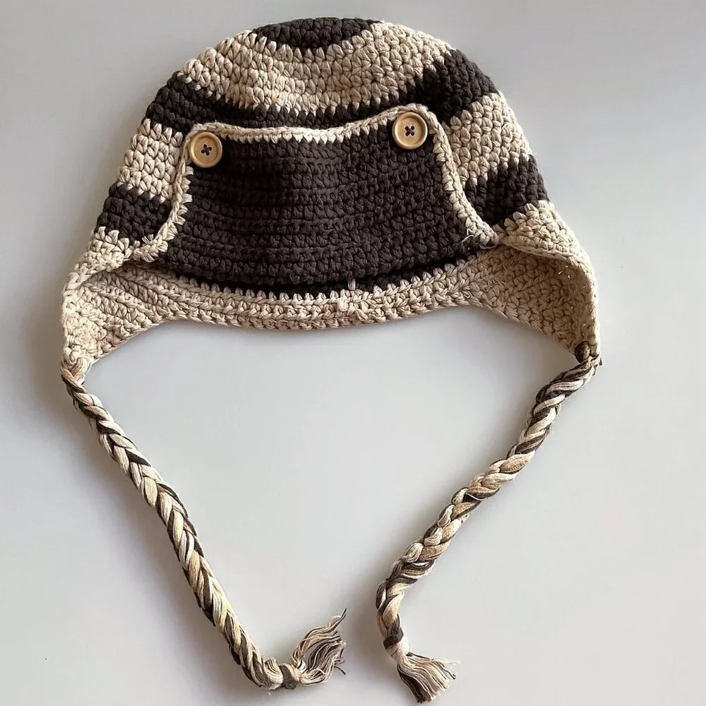 COLOR BLOCK BRAIDS KNIT HAT